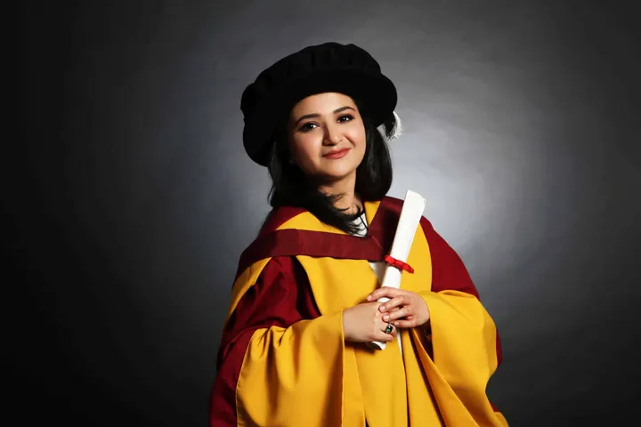 College Graduation Photos photograph 11