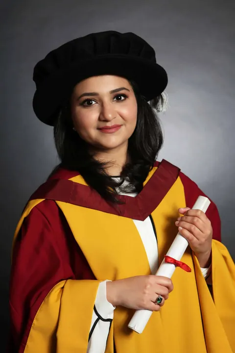 College Graduation Photos photograph 14