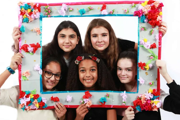 Studio Party Time!! photograph 8