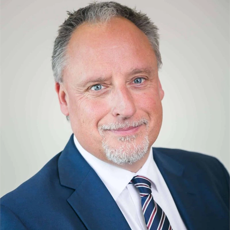 Business headshots in London at Studios4u